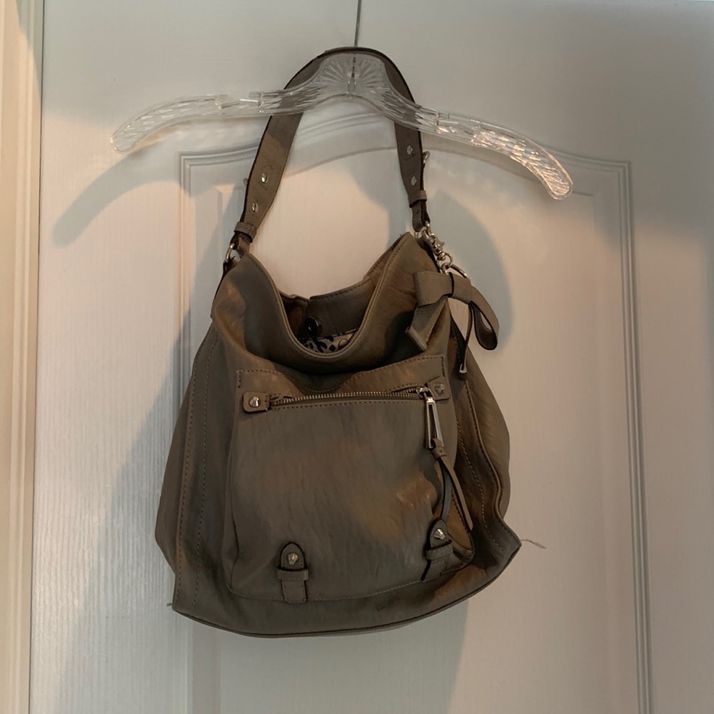 💫Jessica Simpson leather tote bag with leather strap included